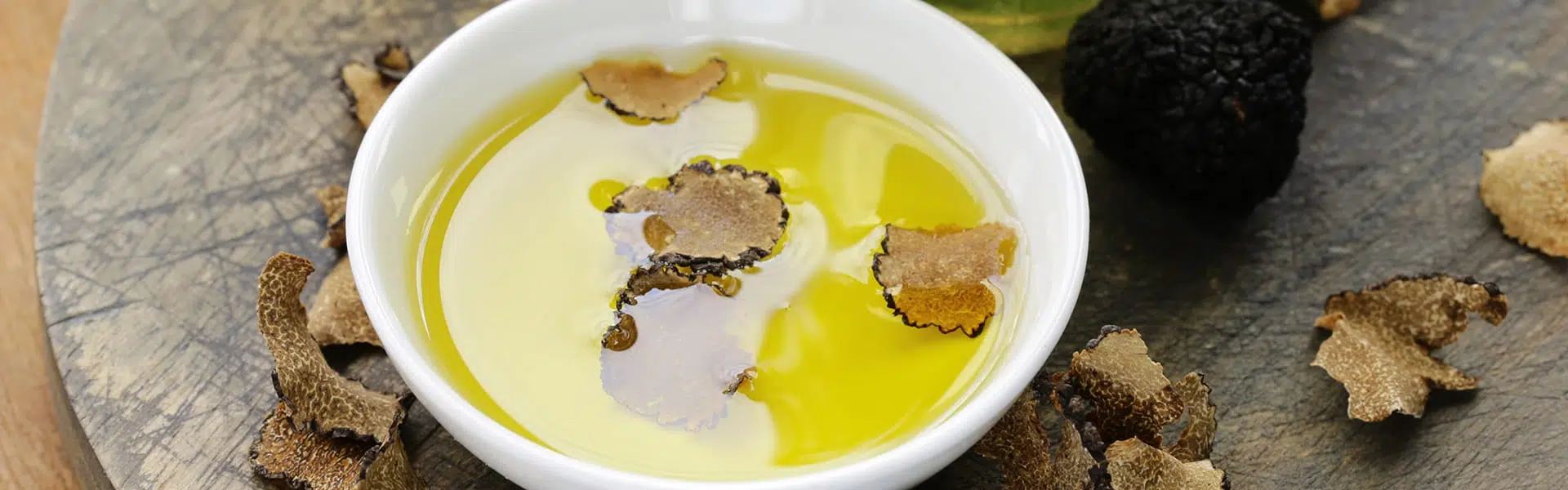 Olio al tartufo nero spray prodotti di qualità Olio al tartufo nero spray prodotti di qualità